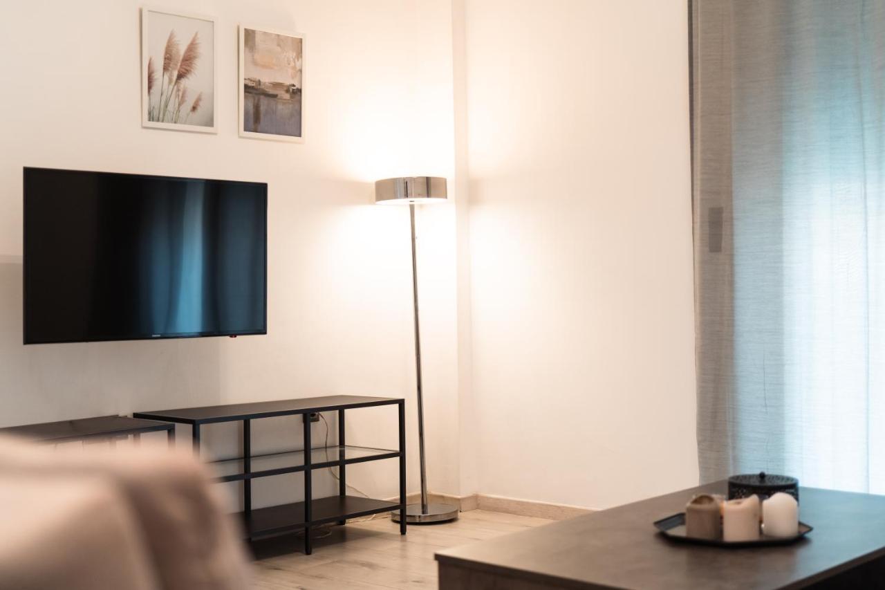 Urban Serenity Gem In Kallithea Neighbourhood! Athens Ngoại thất bức ảnh
